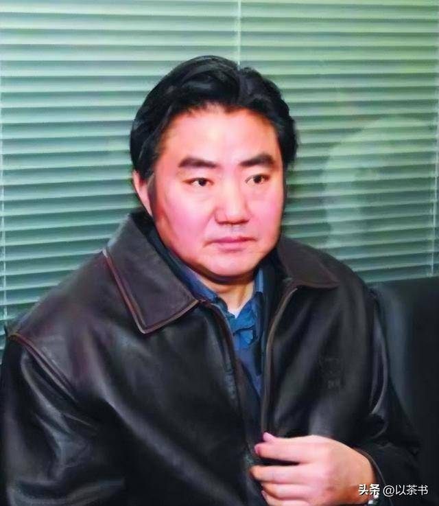孙凤武现状:胖了很多,曾为前途娶恩师女儿,退休后专注篮球教学