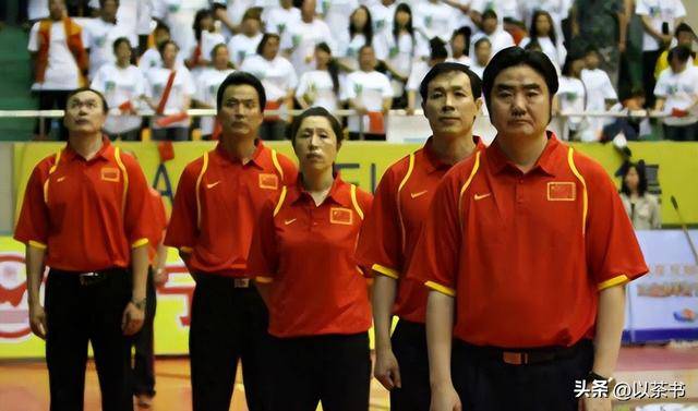 孙凤武现状:胖了很多,曾为前途娶恩师女儿,退休后专注篮球教学