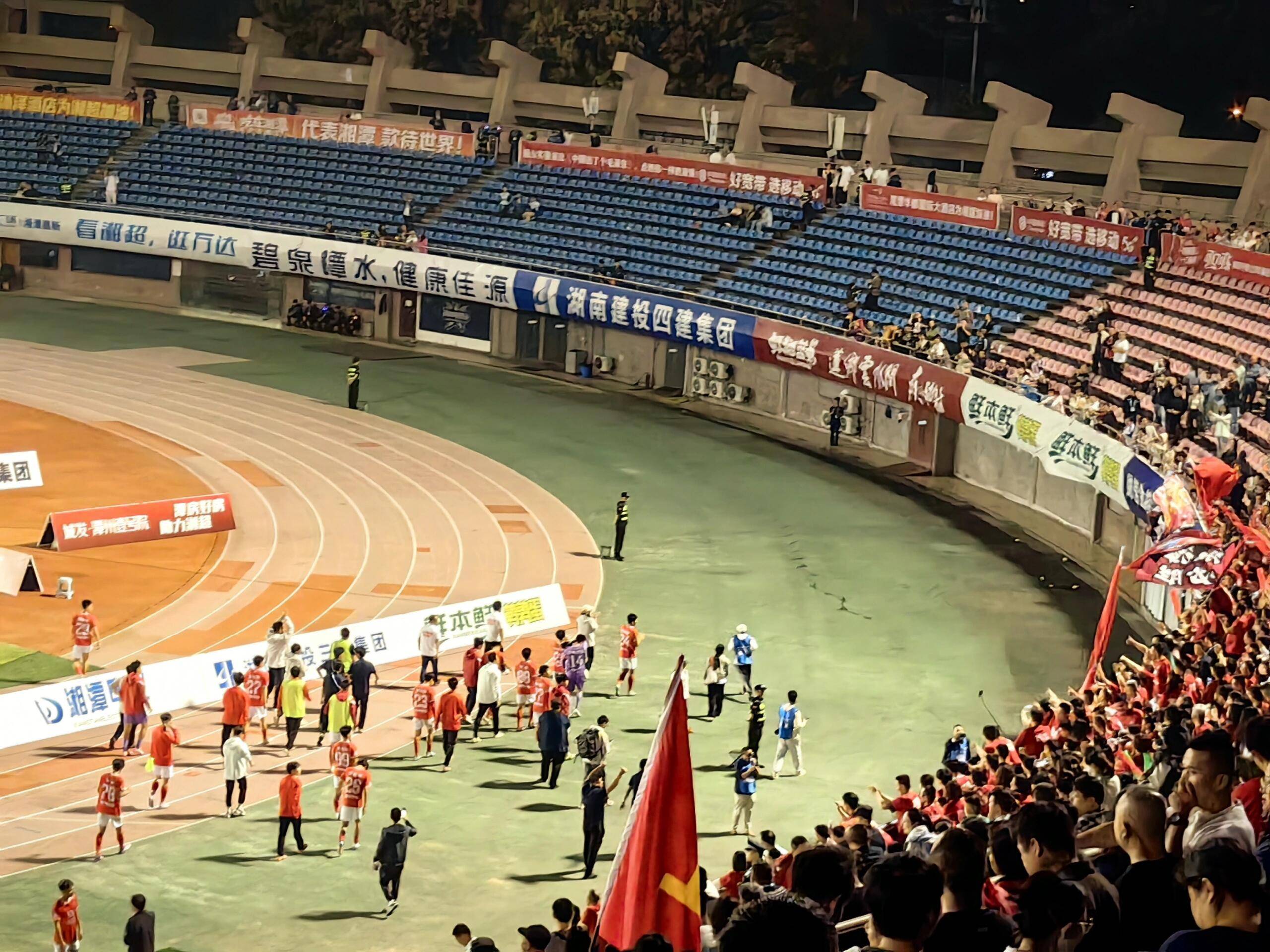 本土球员回归!张文烜加盟湘潭队,湘超备战添本土力量