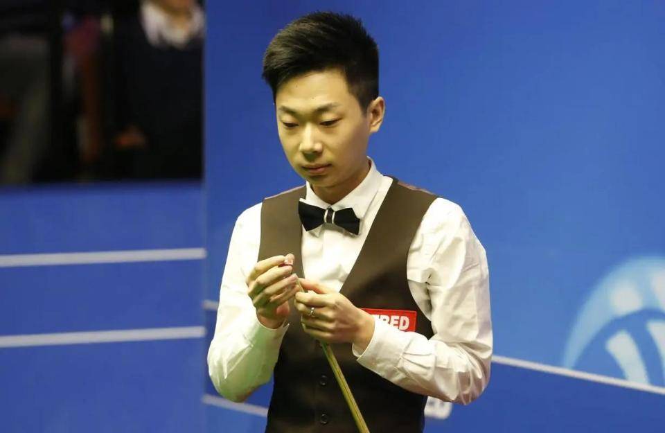 中国斯诺克大捷!5-2、5-2、5-3、5-3、5-3、吴宜泽、傅家俊5将晋级冲冠